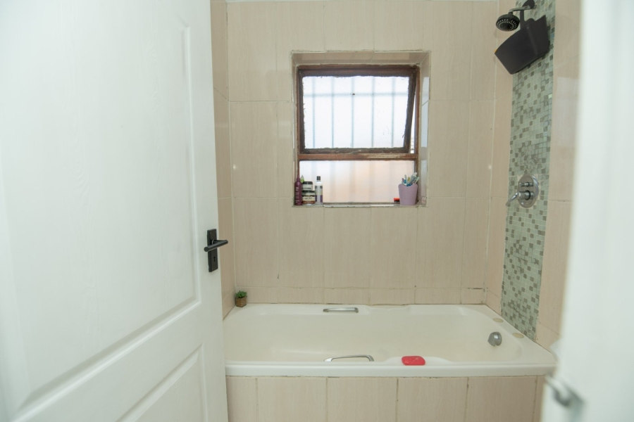 3 Bedroom Property for Sale in Bethelsdorp Eastern Cape
